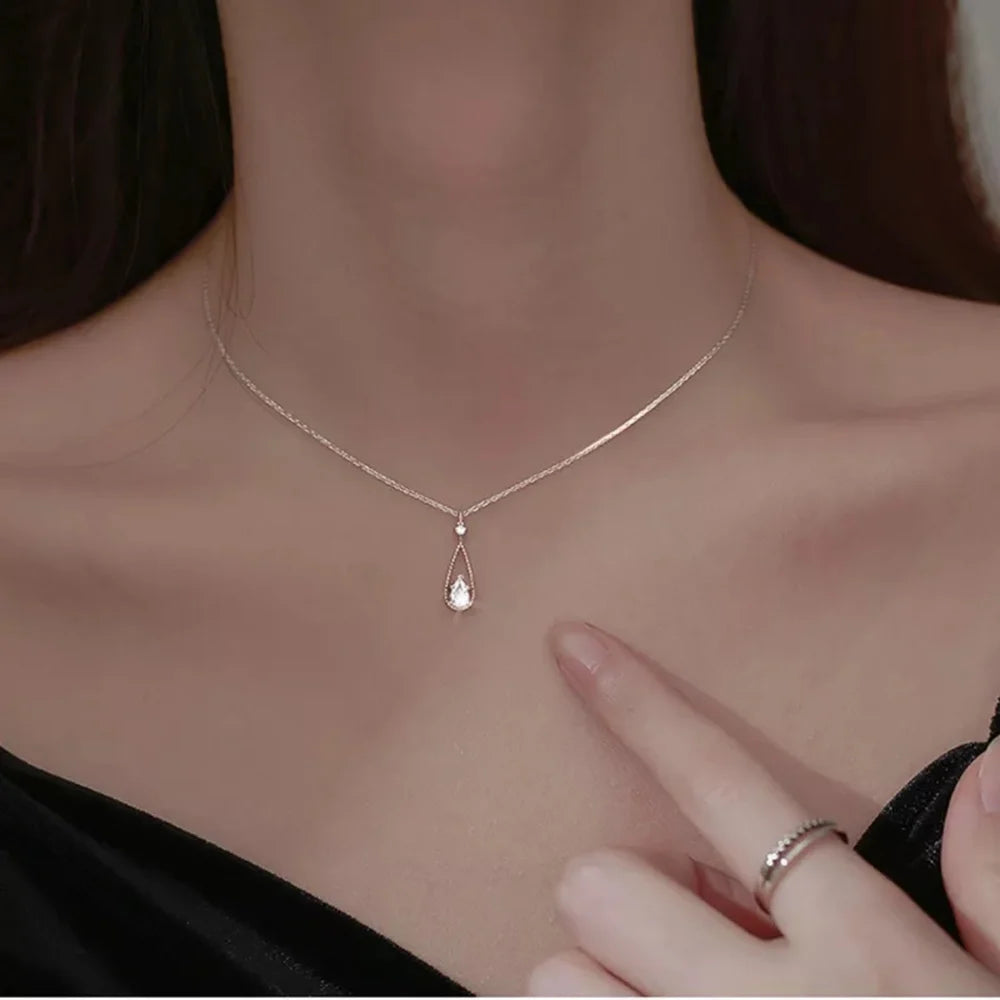 Meera | Water Drop Necklace